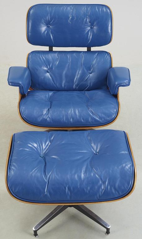 CHARLES & RAY EAMES, "Lounge Chair and ottoman", Herman Miller, USA.