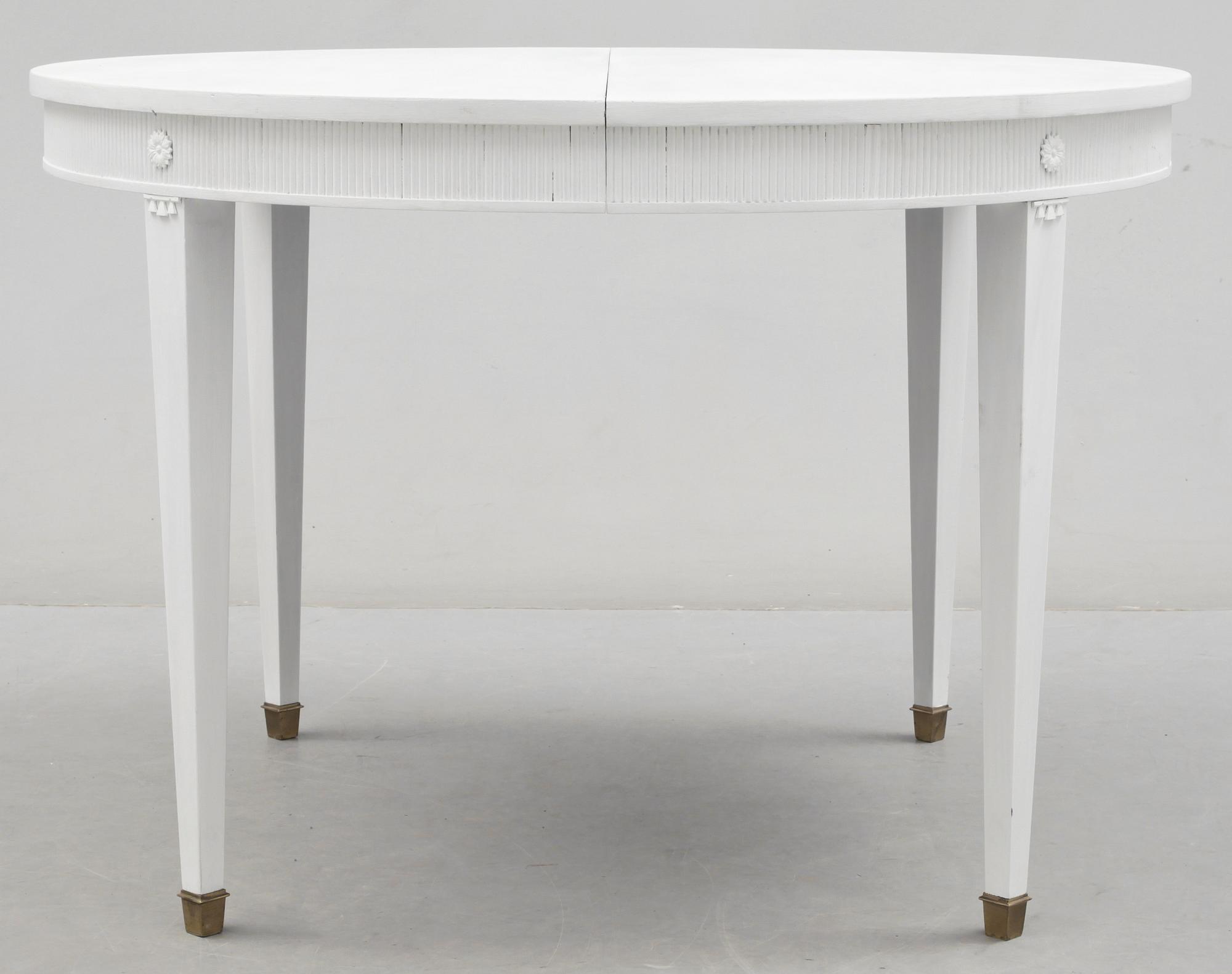 BORD, gustaviansk stil, 1900-talets andra hälft.