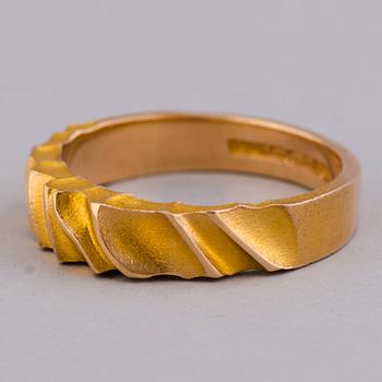 A RING, 14K gold. Lapponia 2002.