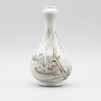 VAS, porslin, Kina, 1900-tal.