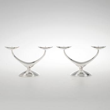 KANDELABRAR, ett par, silver, Wilhelm Binder, Tyskland 1900-talets första hälft.