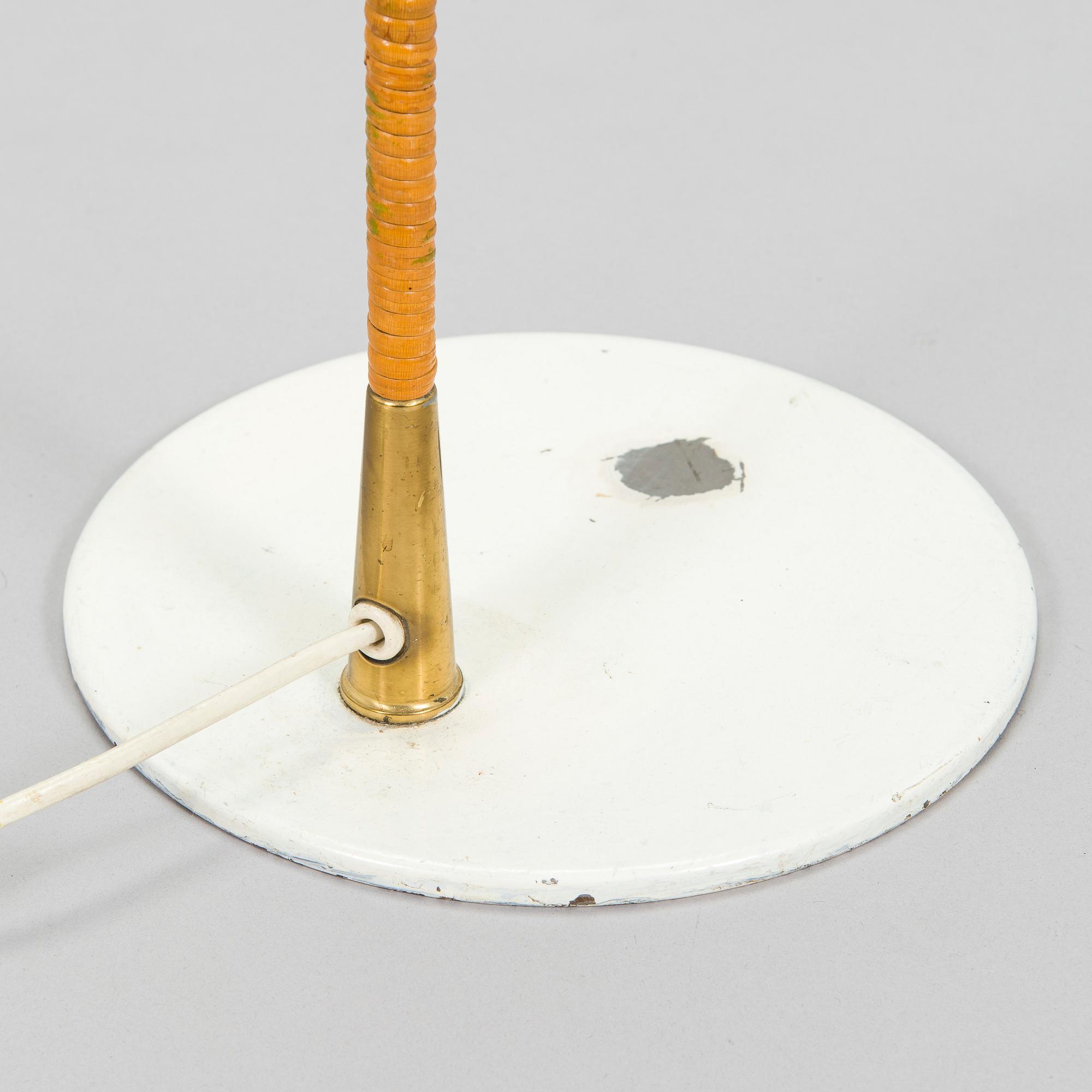 Paavo Tynell, golvlampa, modell K10-10, Idman, 1900-talets mitt.