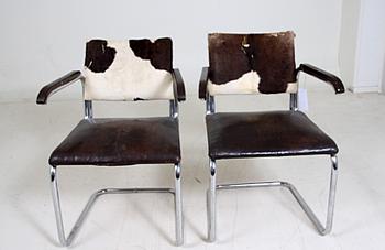 KARMSTOLAR, ett par, 1900-talets första hälft.