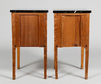 POTTSKÅP, 1 par, 1900-talets första hälft.