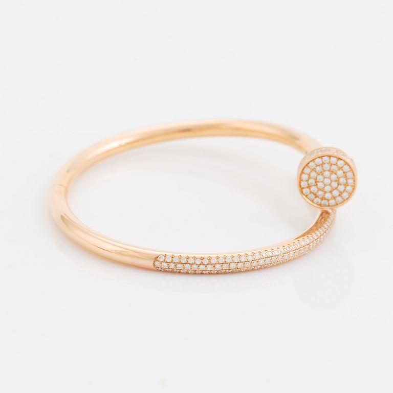 Cartier armband "Juste en Clou" 18K roséguld med runda briljantslipade diamanter.
