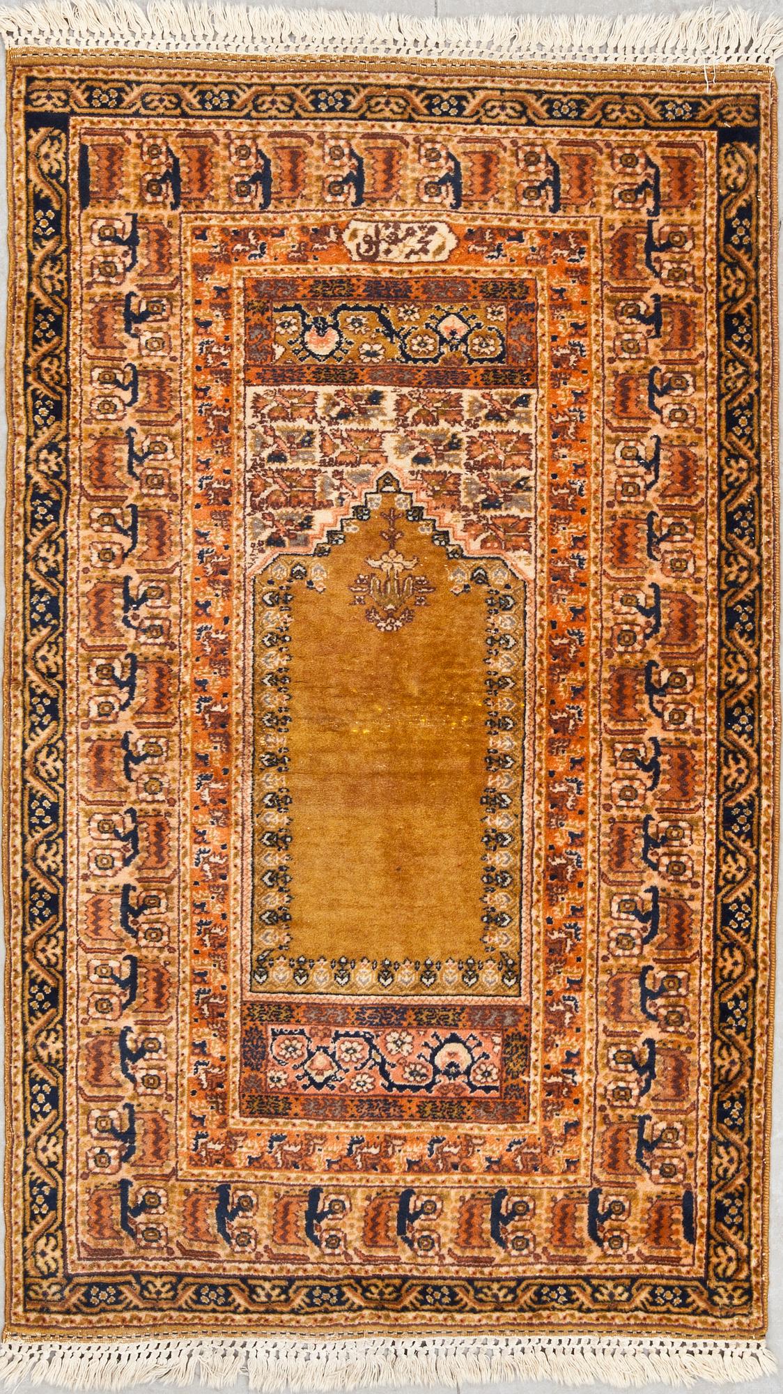 MATTA, old/semiantik, Ghiordes sannolikt, signerad, ca 152 X 92 cm.