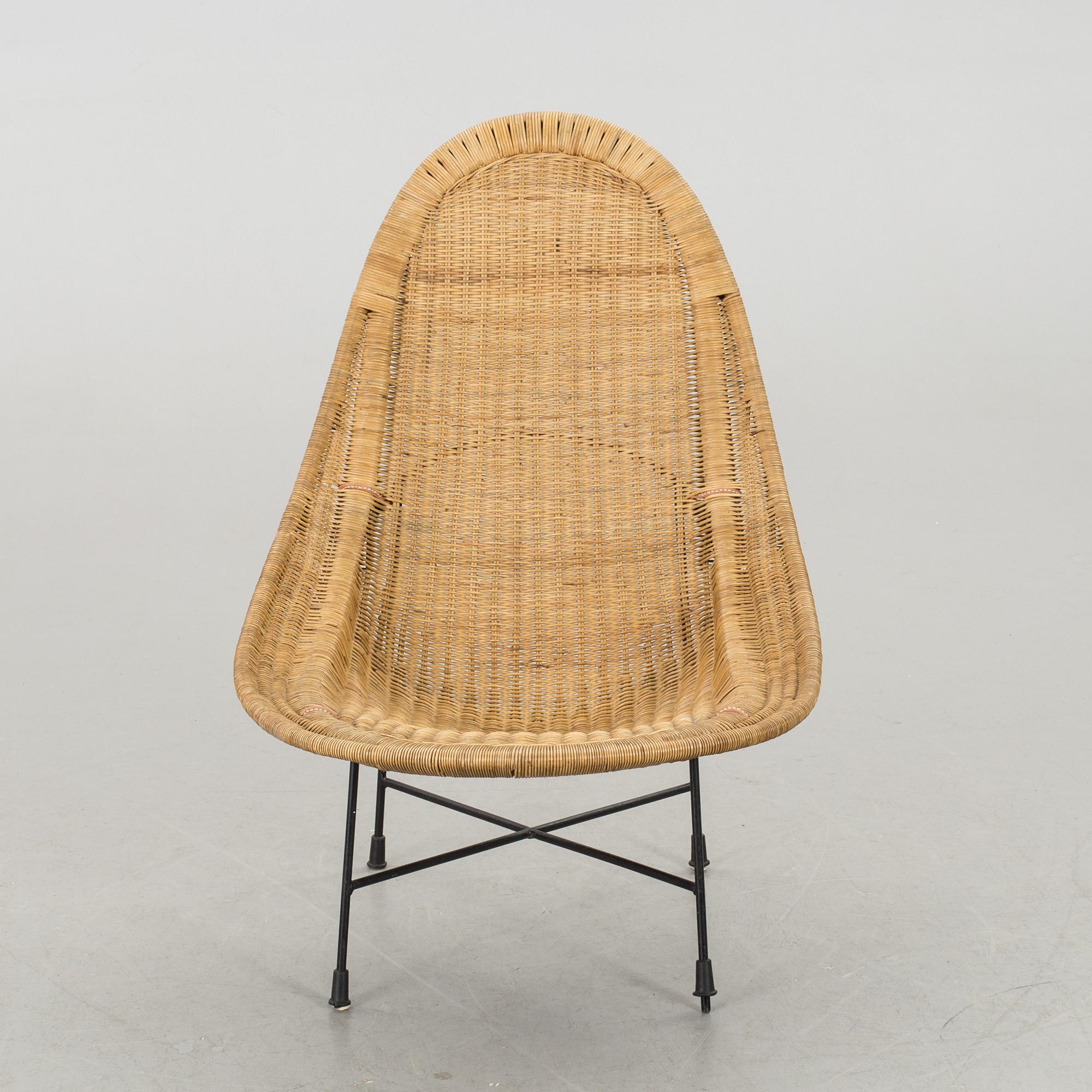 A KERSTIN HÖRLIN-HOLMQUIST CHAIR.