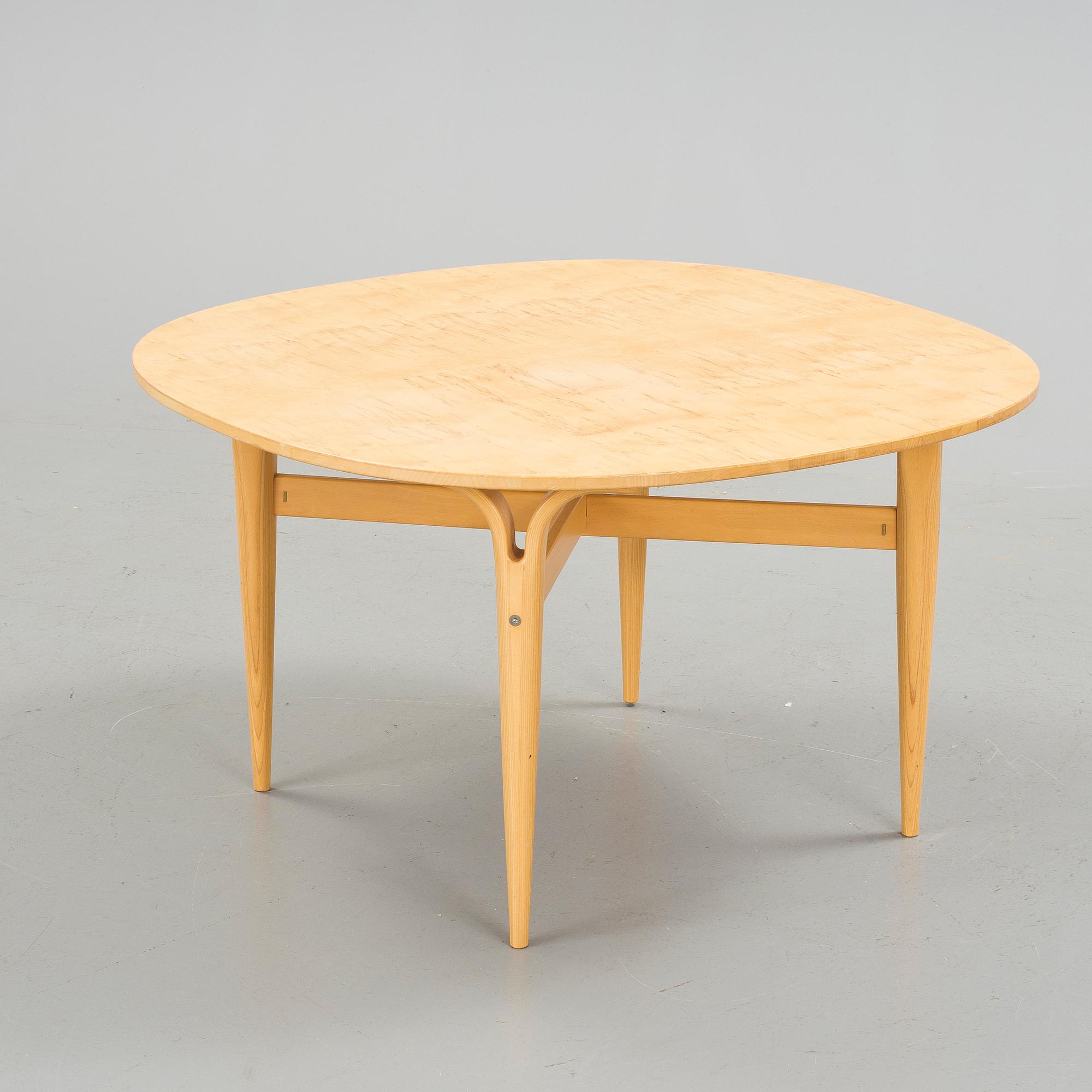 SOFFBORD, Bruno Mathsson / Piet Hein, Mathsson International.