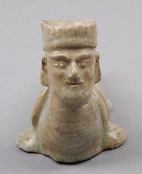 FIGURIN, lergods, orientalisk.