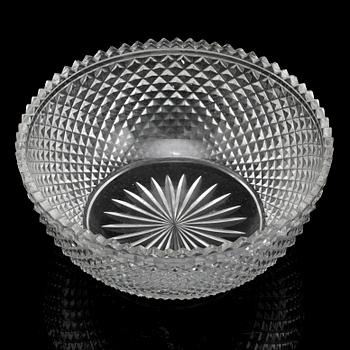 An Anglo-Irish glass bowl, 19th Century, Empire.