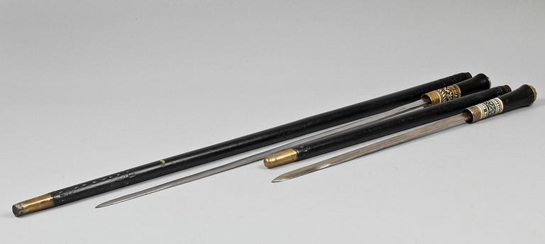 KÄPPSVÄRD, 2 st, indiska, 1900-talets slut.