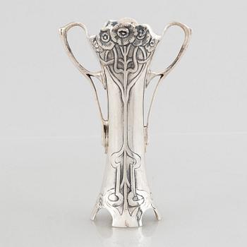 A sterling silver Art Nouveau-style vase, 20th Century.