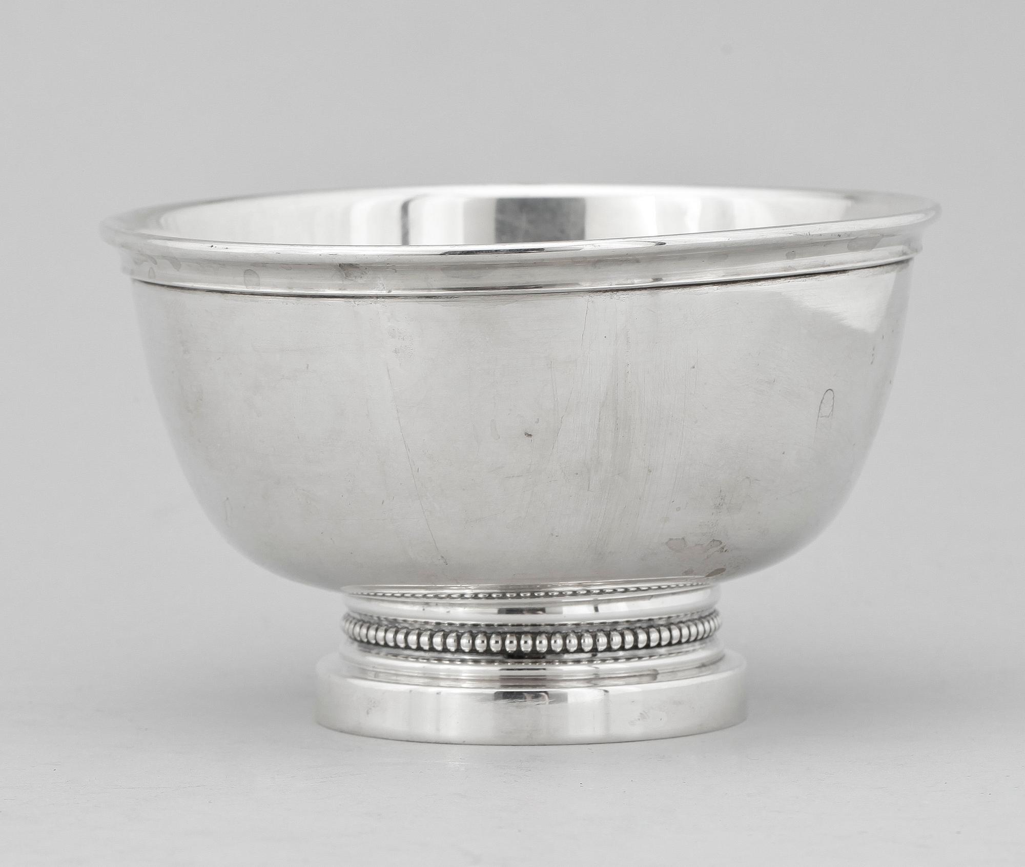 SKÅL, silver, Erik Löfman Lidköping 1988. Vikt ca 177 gram.