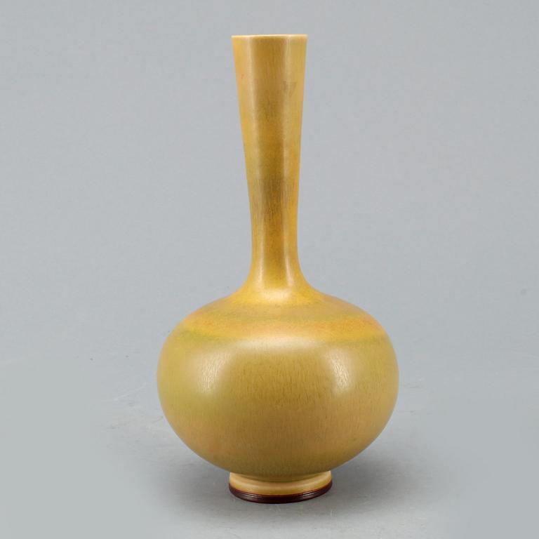 VAS, stengods, Berndt Friberg, Gustavsberg studio.