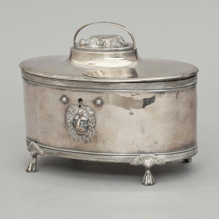 SOCKERSKRIN, silver, Daniel Hallman, Stockholm 1813. Vikt c:a 790 g.