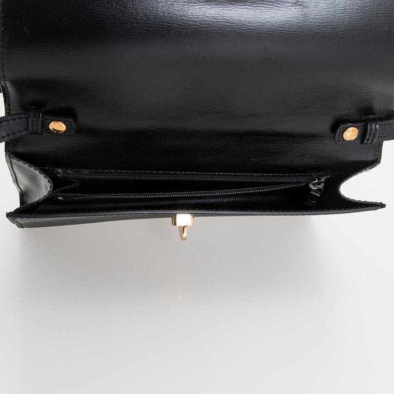 Louis Vuitton "Arche" pochette/ väska.