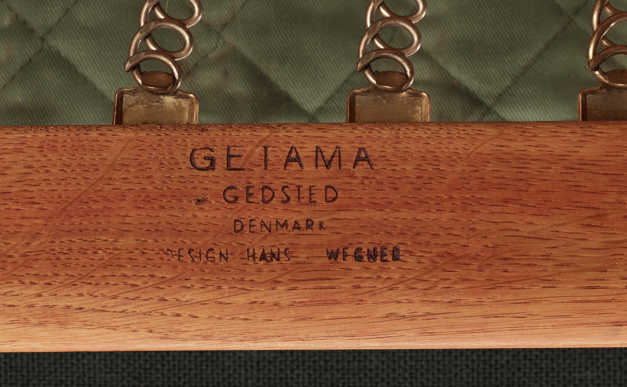 FÅTÖLJ MED FOTPALL, "GE 290", Hans J Wegner, Getama, Gedsted, Danmark, ritad kring 1959. Brännstämplade.