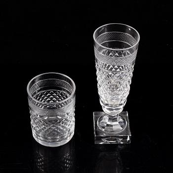 Elis Bergh, a part 'Kent' glass service, Kosta Boda (48 pieces).