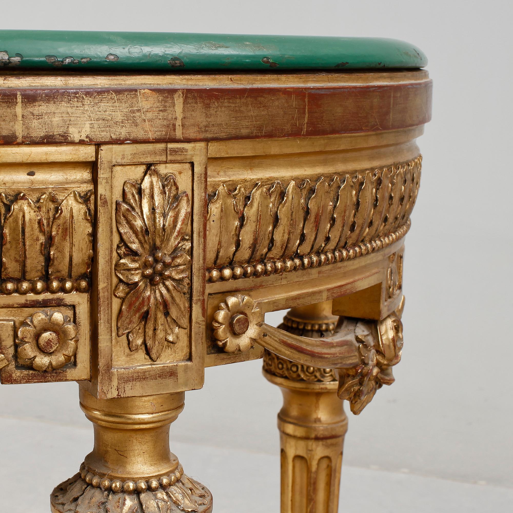 BLOMSTERBORD, Louis XVI-stil, omkr år 1900.