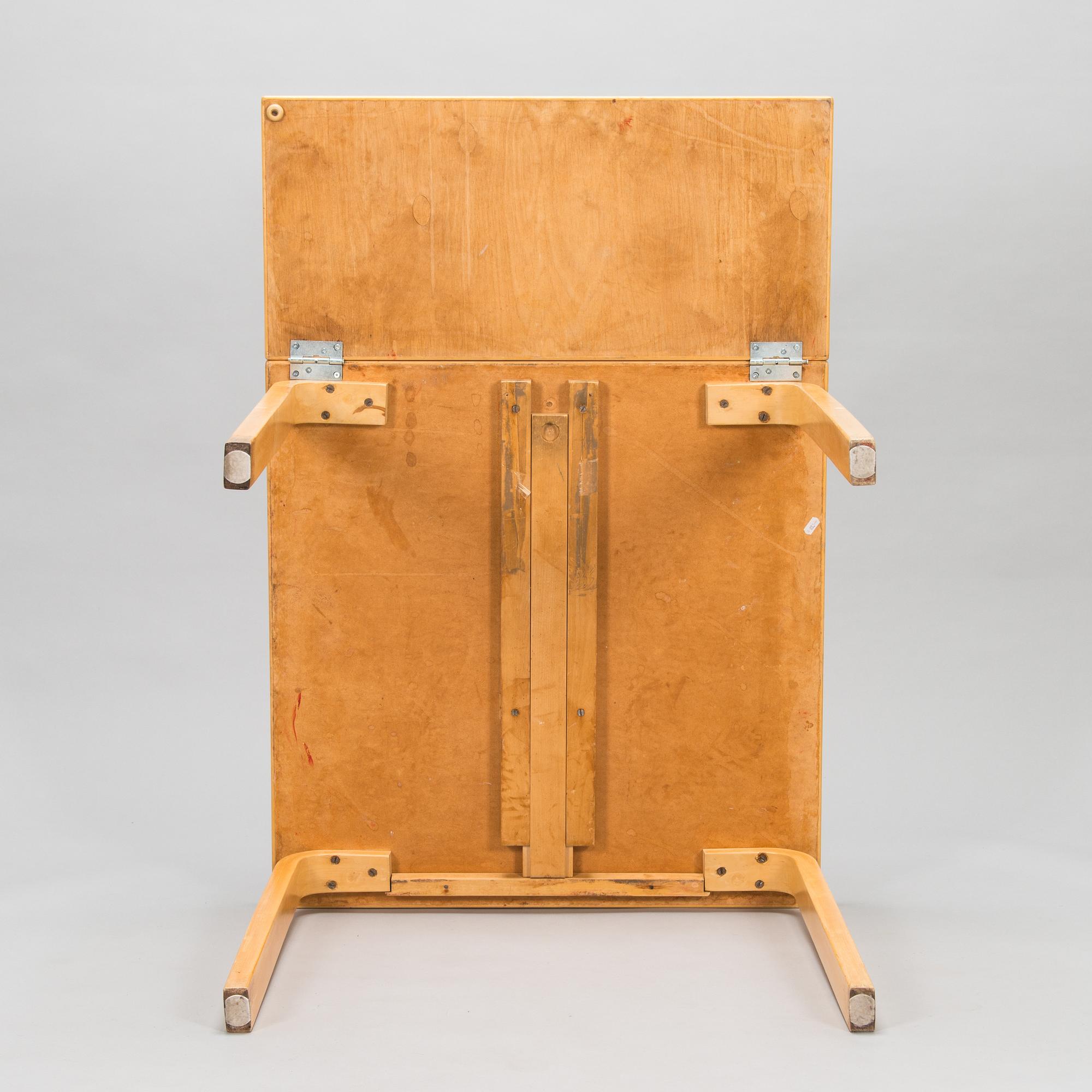 Alvar Aalto, klaffbord modell DL 85 för O.Y. Huonekalu- ja Rakennustyötehdas A.B 1960-tal.