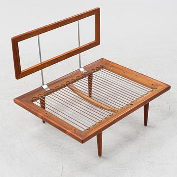 Peter Hvidt & Orla Mølgaard Nielsen, a model 'Minerva' sofa, France & Søn, Denmark, 1950's/60's.
