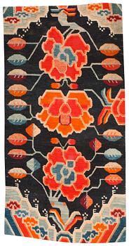 1321. ANTIQUE/SEMI-ANTIQUE TIBETAN. 173,5 x 86,5 cm.