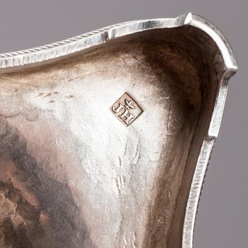 SENAPSKANNA med SKED, silver samt kristall, Holland, 1840-tal.