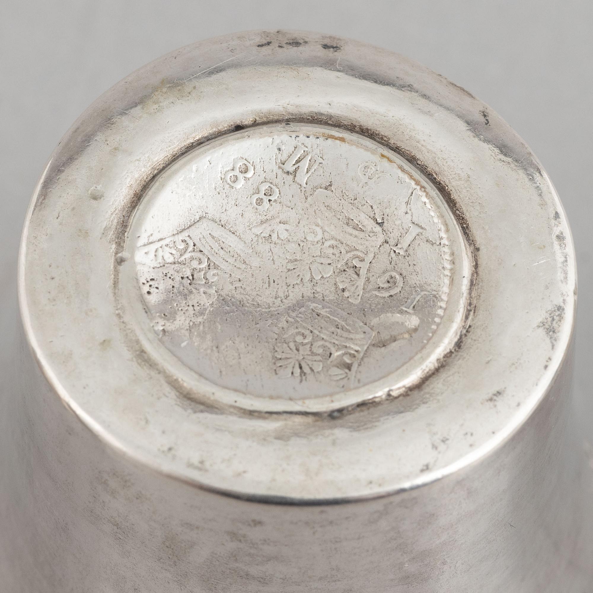 Bägare/supkoppar, 3 st, silver, bl a Johan Abraham Hallard, Stockholm 1807.