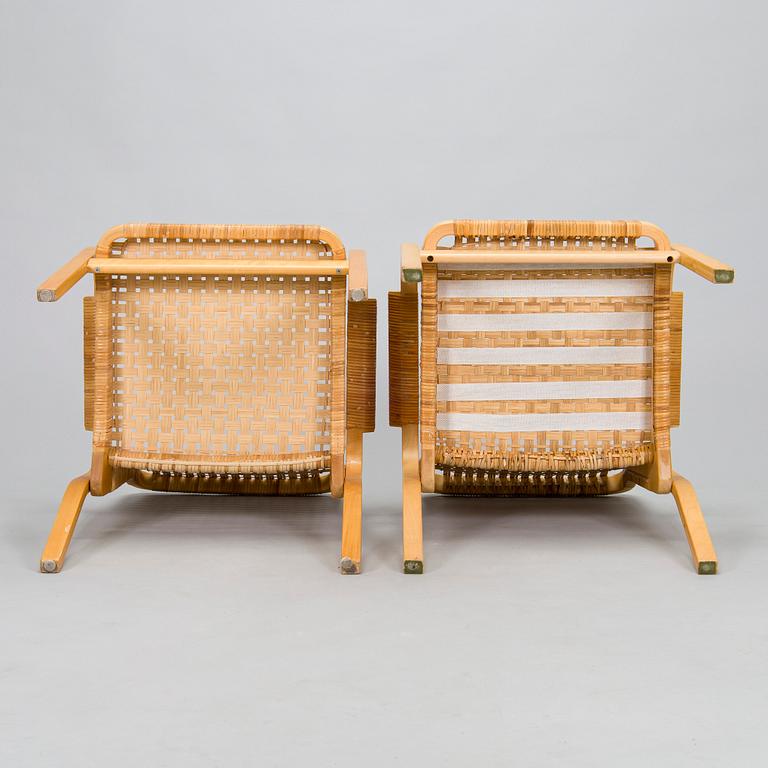 Alvar Aalto, nojatuoleja, 2 kpl,  malli 45 Artek 1900-luvun loppu.