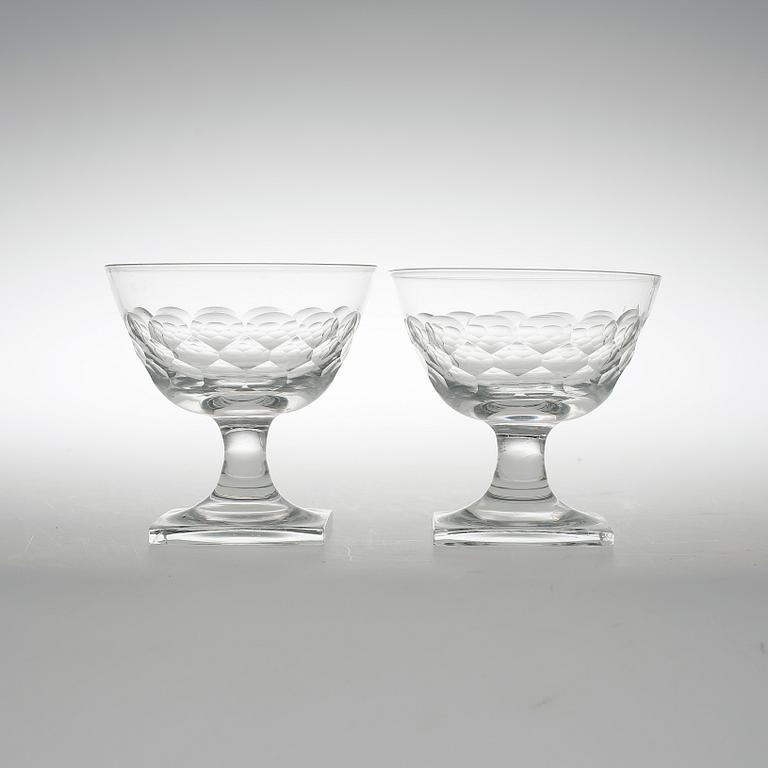 CHAMPAGNEKUPOR, 12, glas, "Ekeberga fiskfjäll", Elis Bergh, Kosta Sverige.