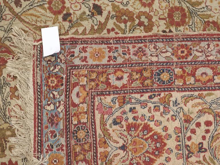 ANTIQUE TABRIZ. 391 x 279,5 cm.