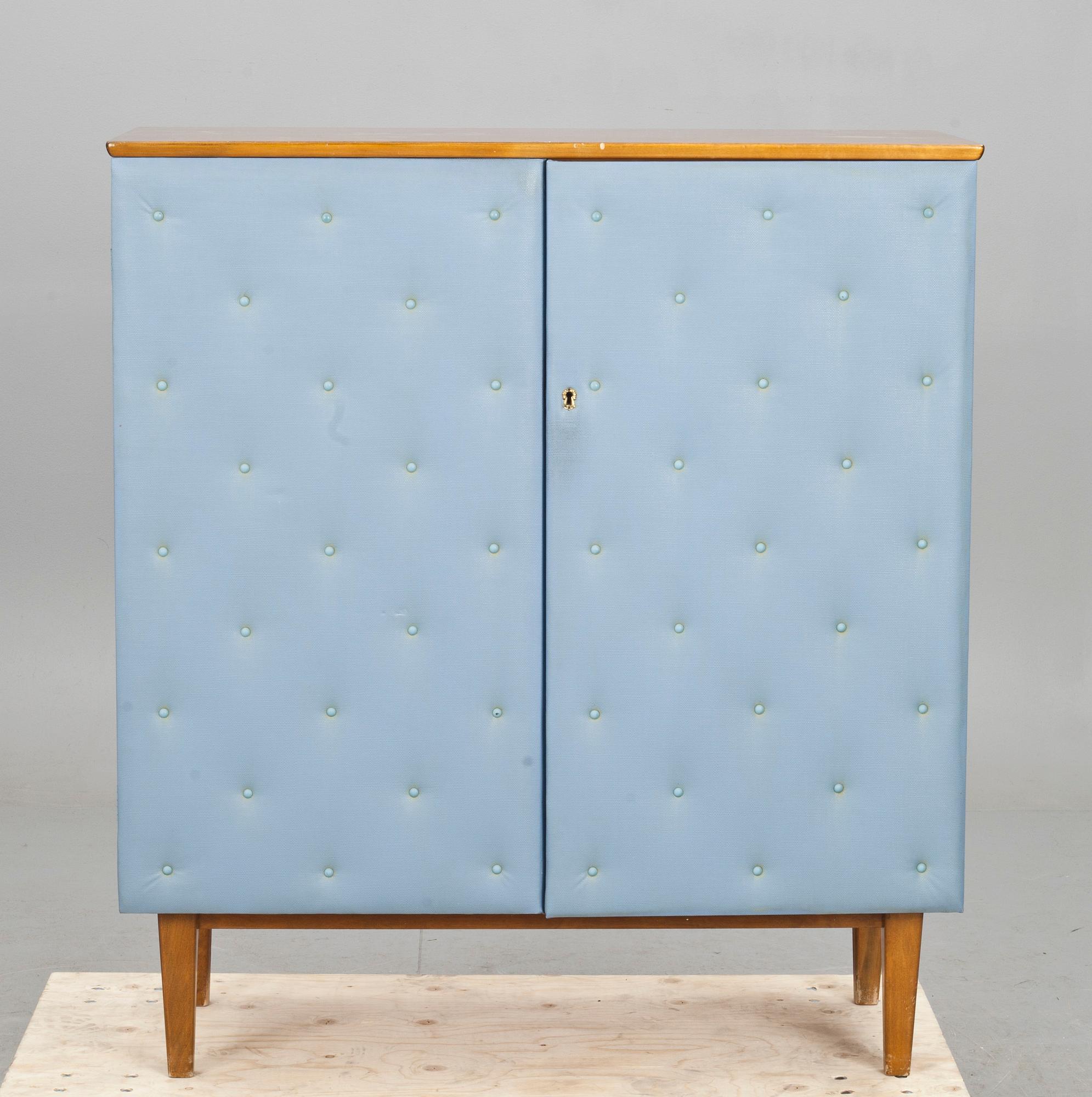 SKÅP. Sannolikt Boet  1950-tal.