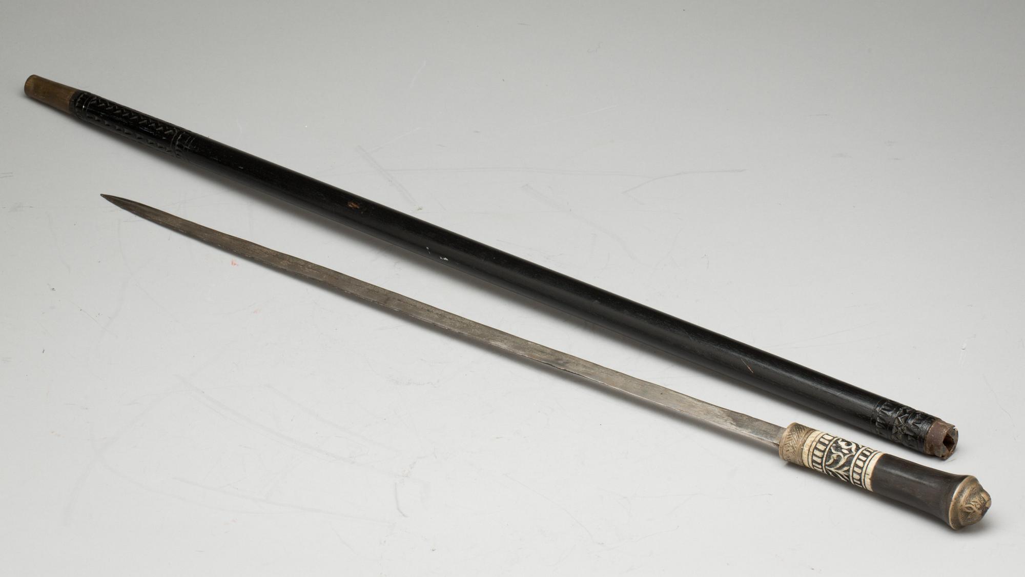 KÄPP/VÄRJA. Orientalisk.1900-tal.