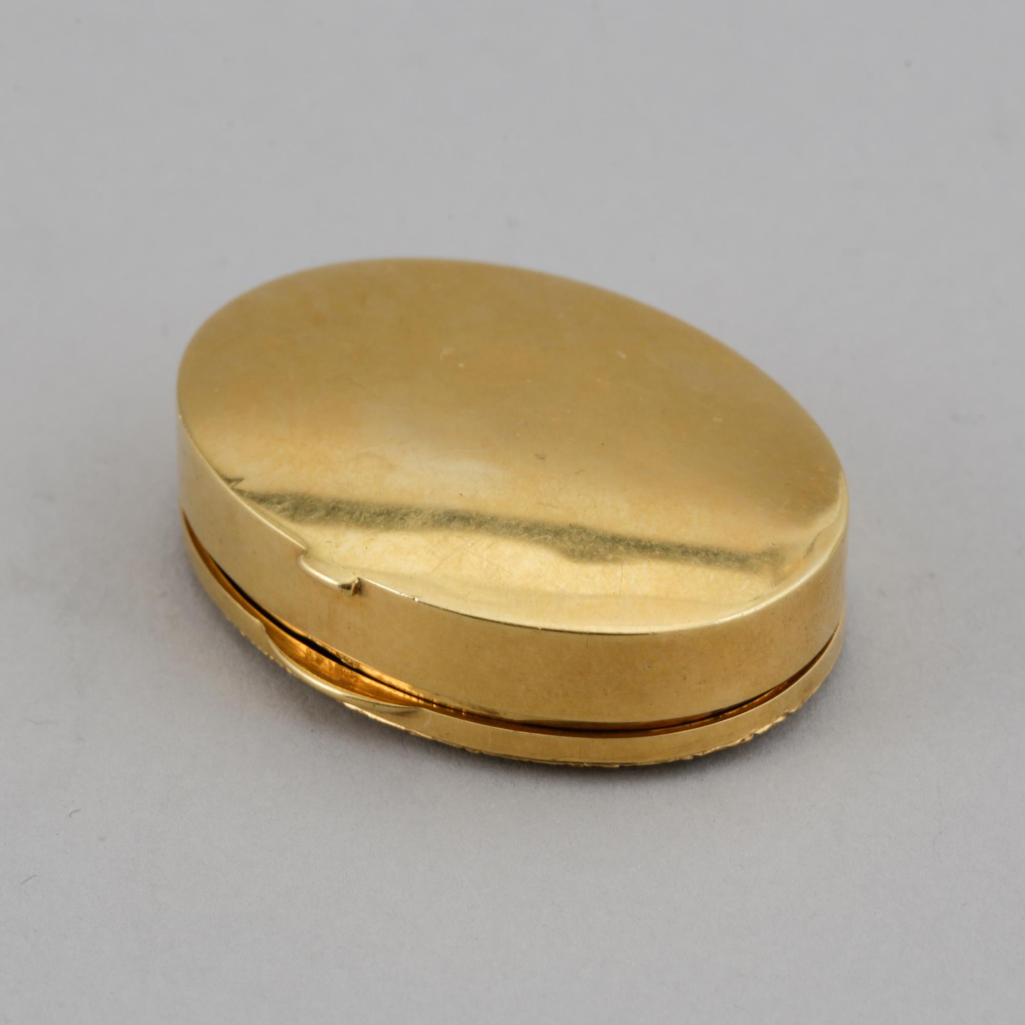 Dosa, 18K guld, svensk importstämpel.