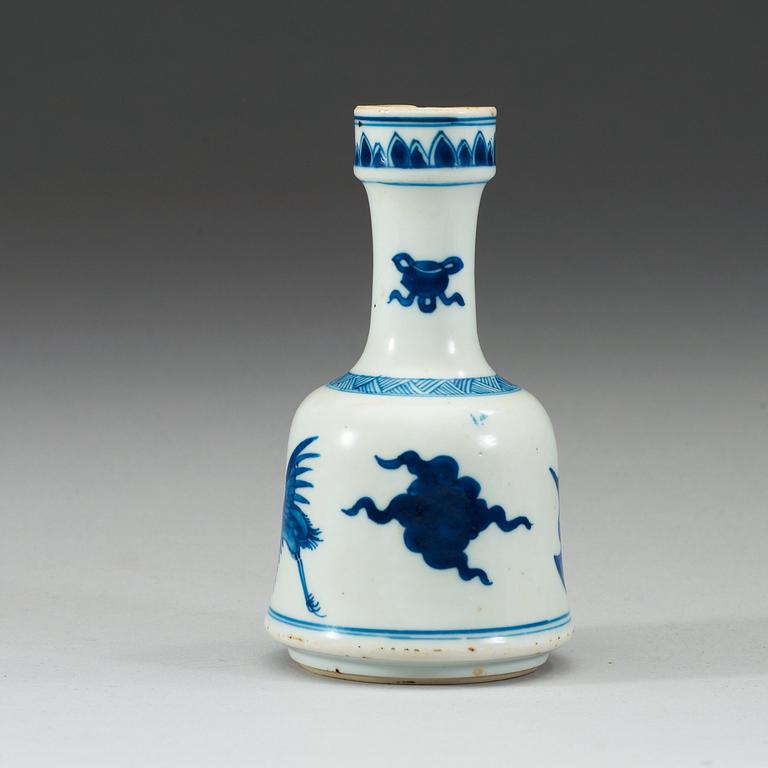 A blue and white bottle flask, Qing dynasty, Kangxi (1662-1722).