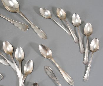 PARTI SILVER, 19 delar, bl a GAB, Stockholm, 1900-tal, vikt 319 gram.