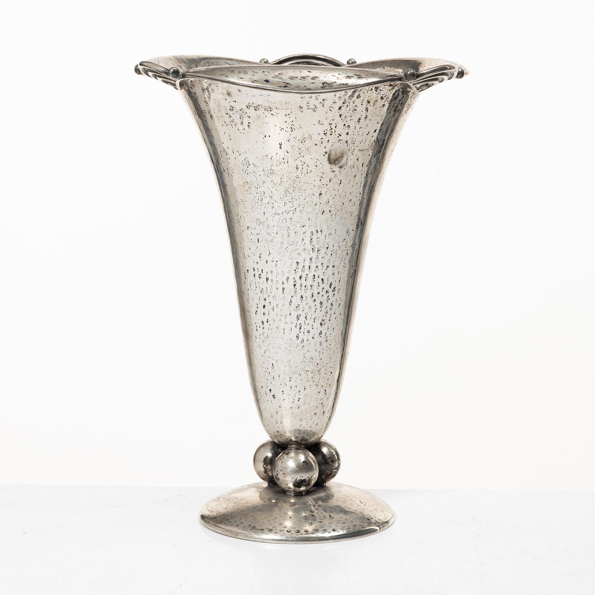 K. Anderson, a silver vase, Stockholm 1930.