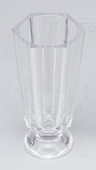 VAS, glas. Orrefors, Vicke Lindstrand trol. 1938.