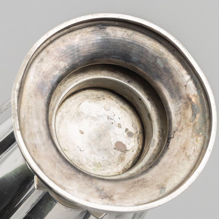 Vase, silver, Swedish import mark Gunnar Svensson, Kalmar 1928.