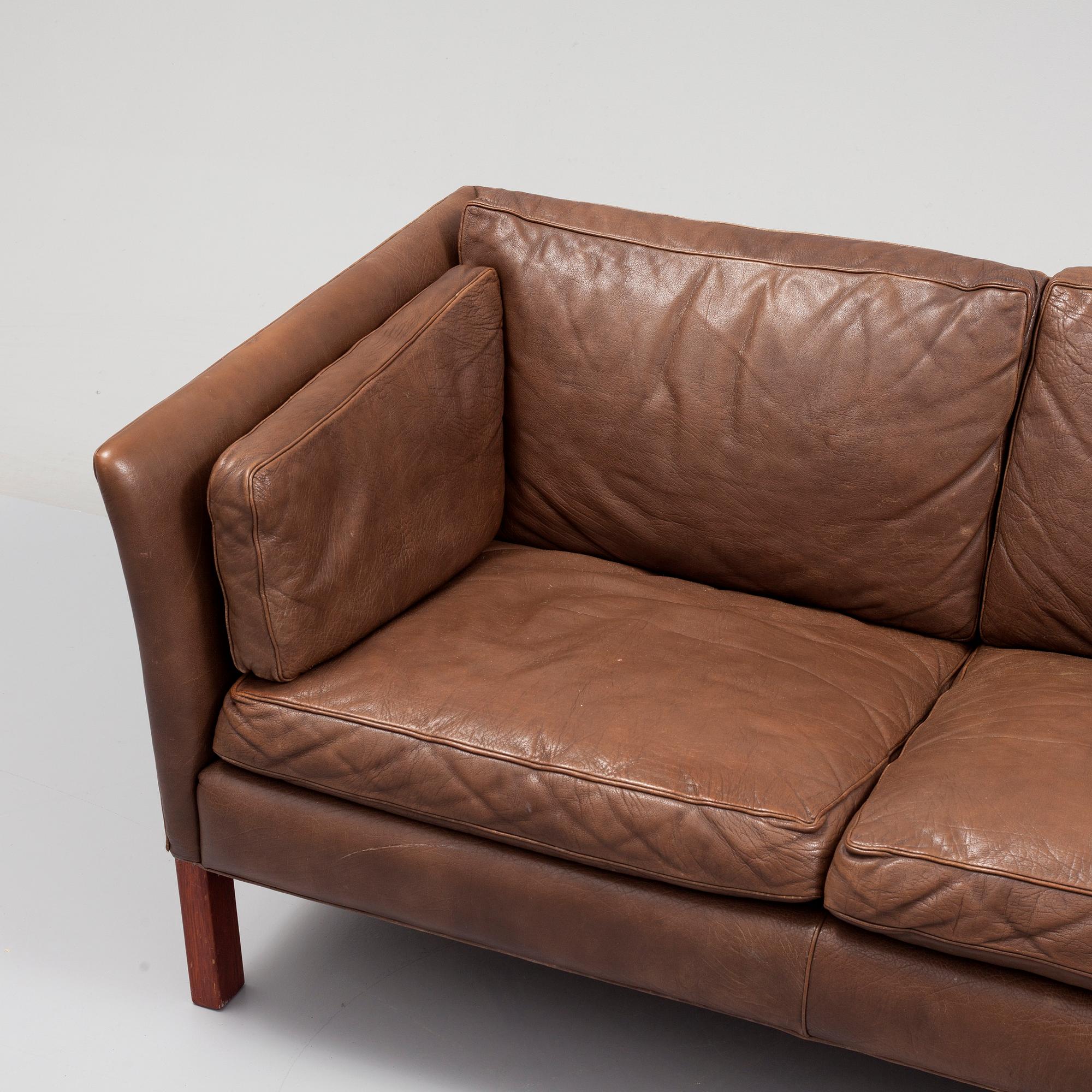 ARNE NORELL, a 'Cromwell' leather upholstered sofa from Norell Möbel.