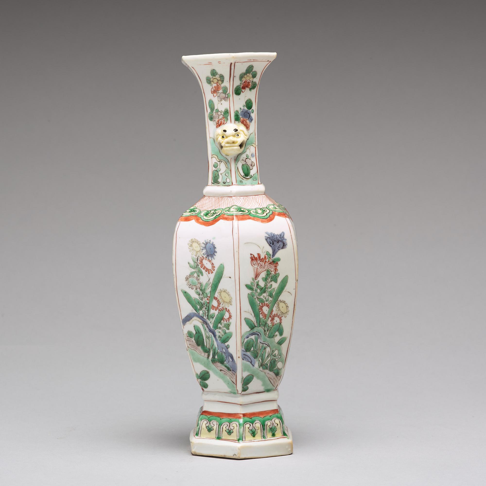 A famille verte vase, Qing dynasty, Kangxi (1662-1722).