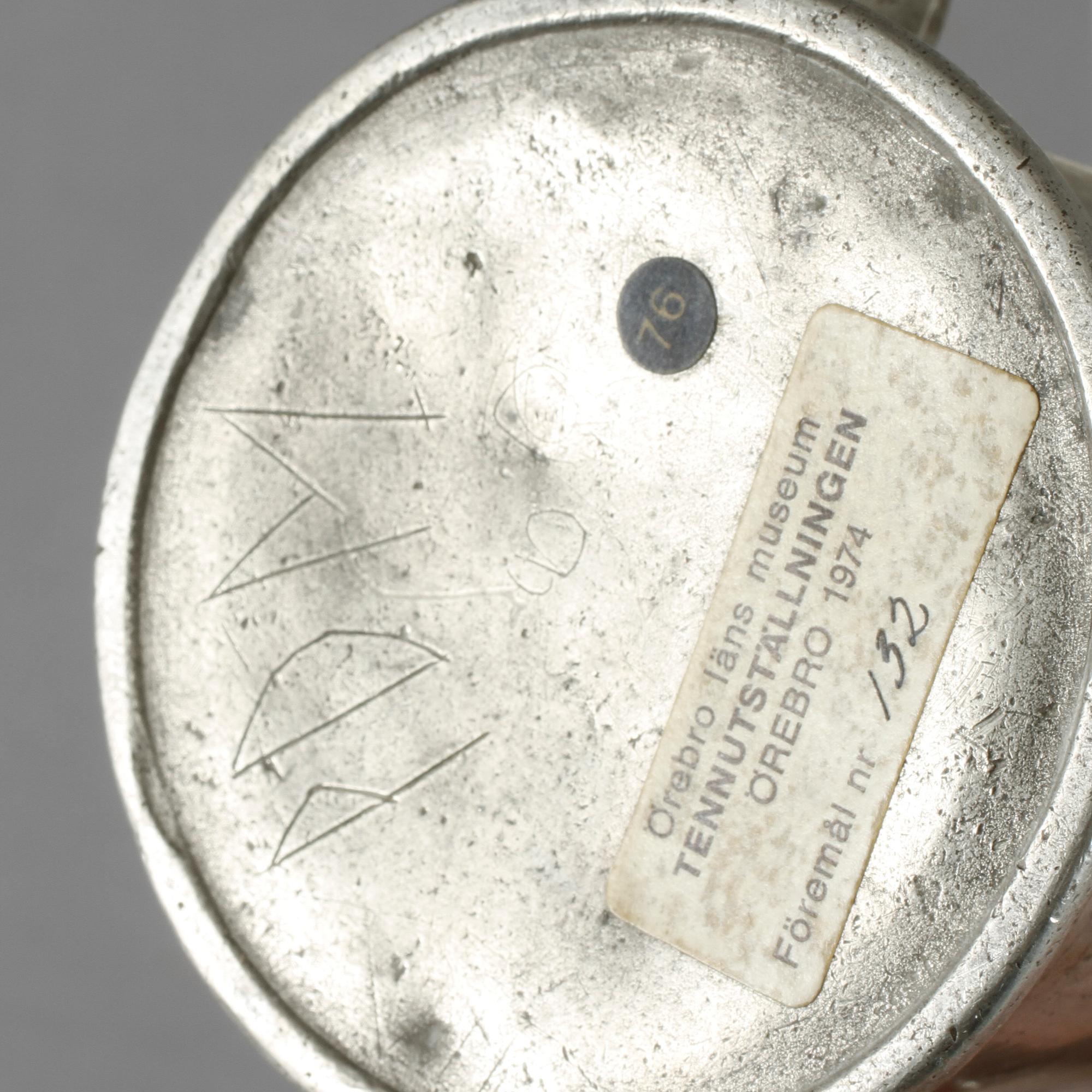 MÅLKÄRL, tenn, Baltzar Rokus, verksam 1743-1788 i Arboga. Kontrollerad 1758.