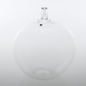 A signed glass vase by INGEBORG LUNDIN, "Äpplet (the apple)" for Orrefors.
