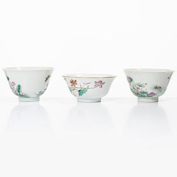 Three porcelain cups, China, 20th century.