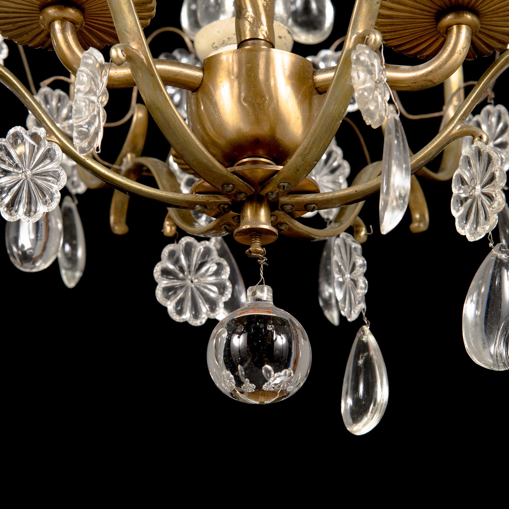 Paavo Tynell, a mid-20th century '1457/3' chandelier for Taito.