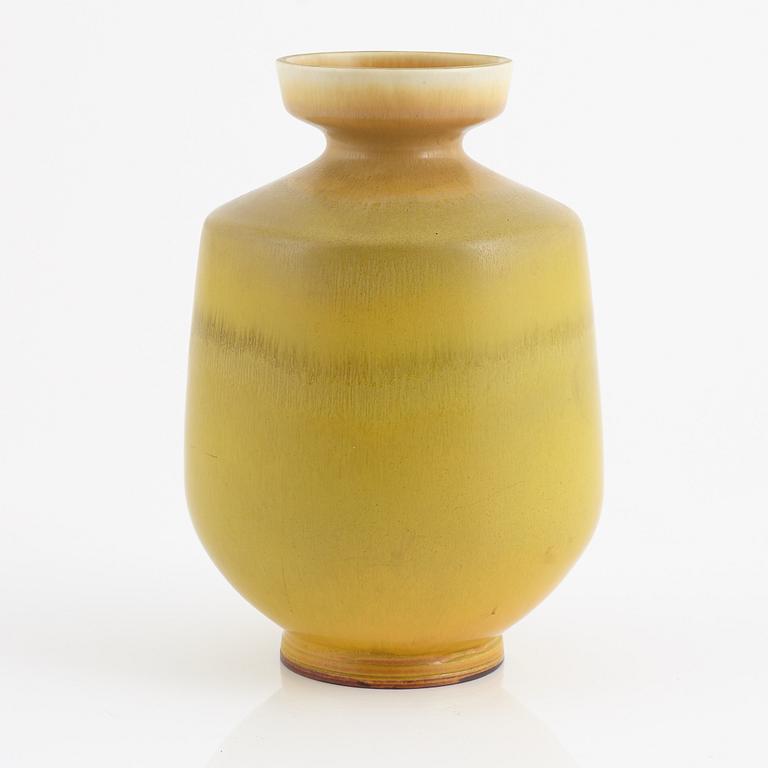 Berndt Friberg, vase, stoneware, Gustavsberg, 1964.