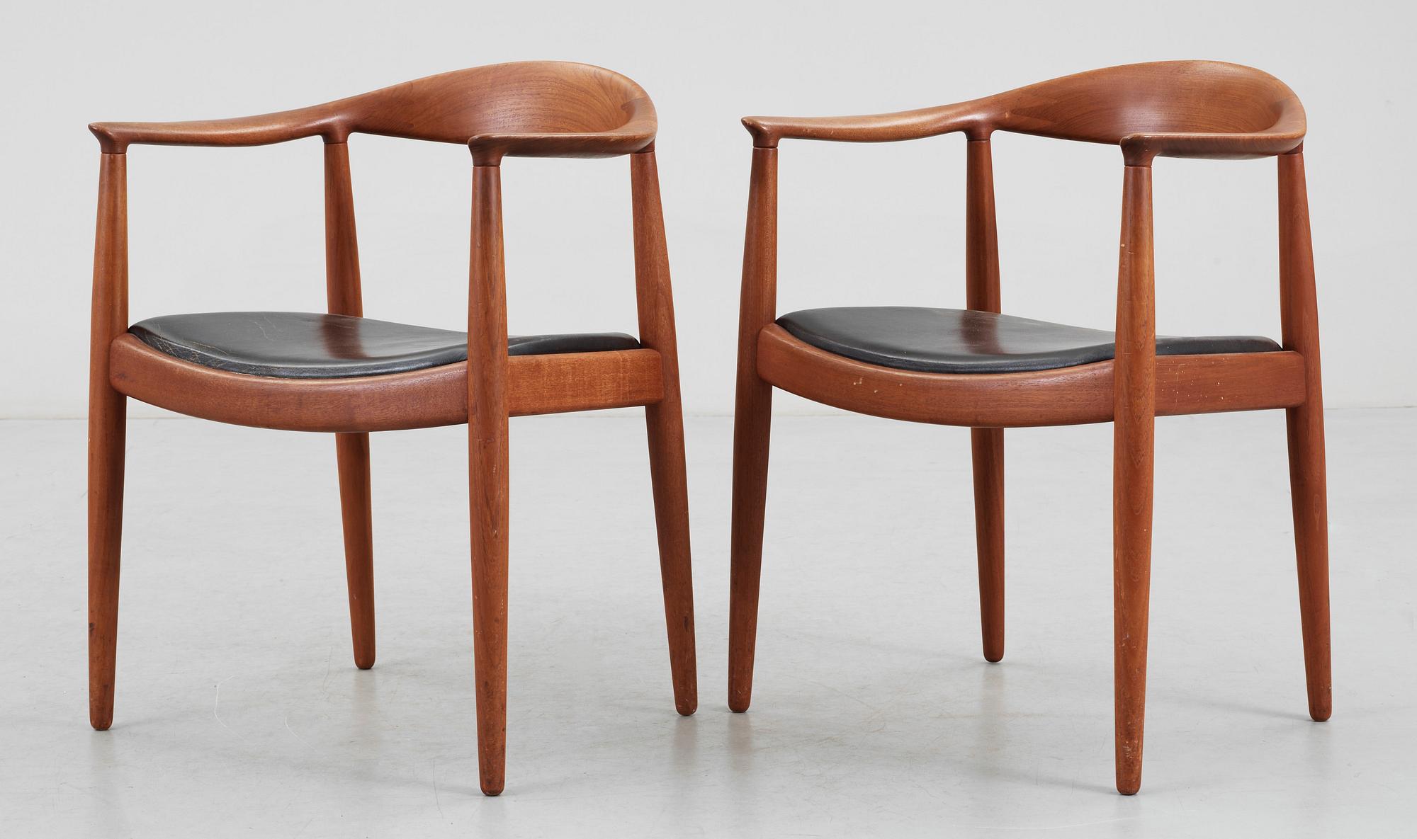 KARMSTOLAR, ett par, Hans J Wegner,"The Chair", för Johannes Hansen, Danmark 1950-60-tal.