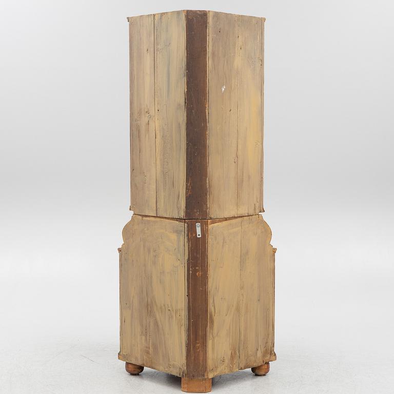 Hörnskåp, allmoge, 1800-tal.