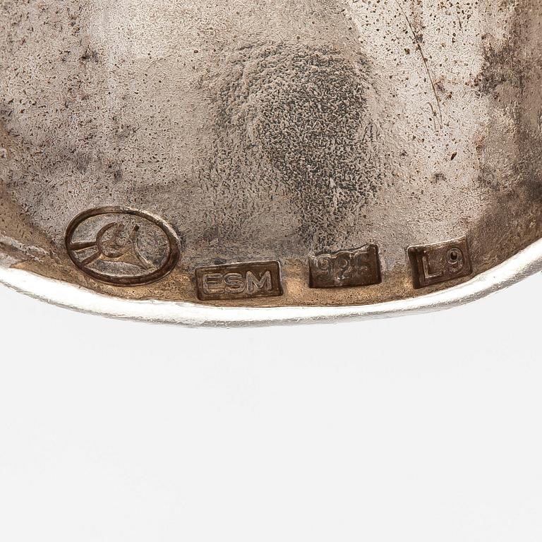 Eila Minkkinen, kaulakoru, karhu, sterlinghopea, 2017.