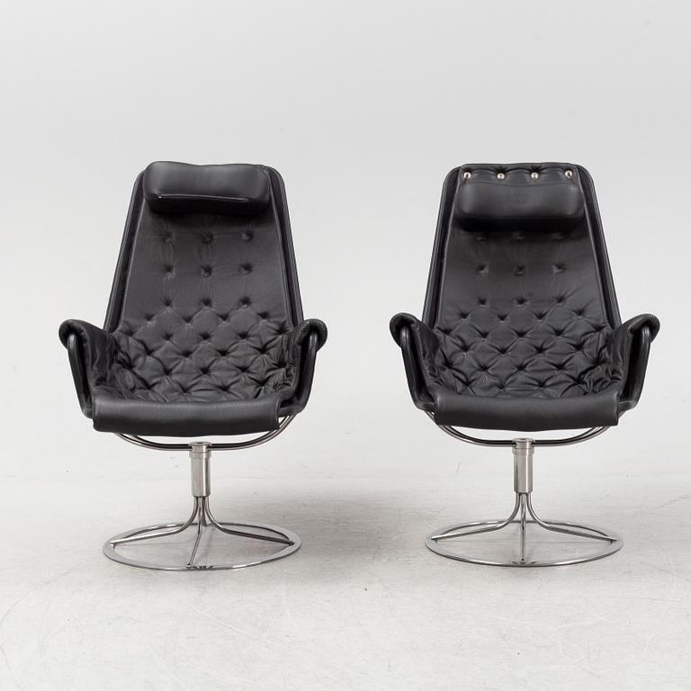 Bruno Mathsson, a apir of 'Jetson' lounge chairs, Dux, Sweden.